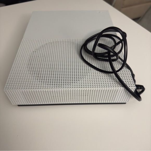 Xbox One S 2016 White Gaming Console with 2 Controllers